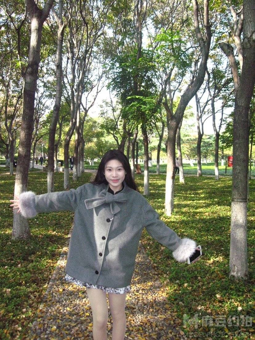 校园模特