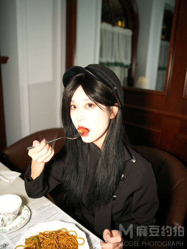 胶片模特