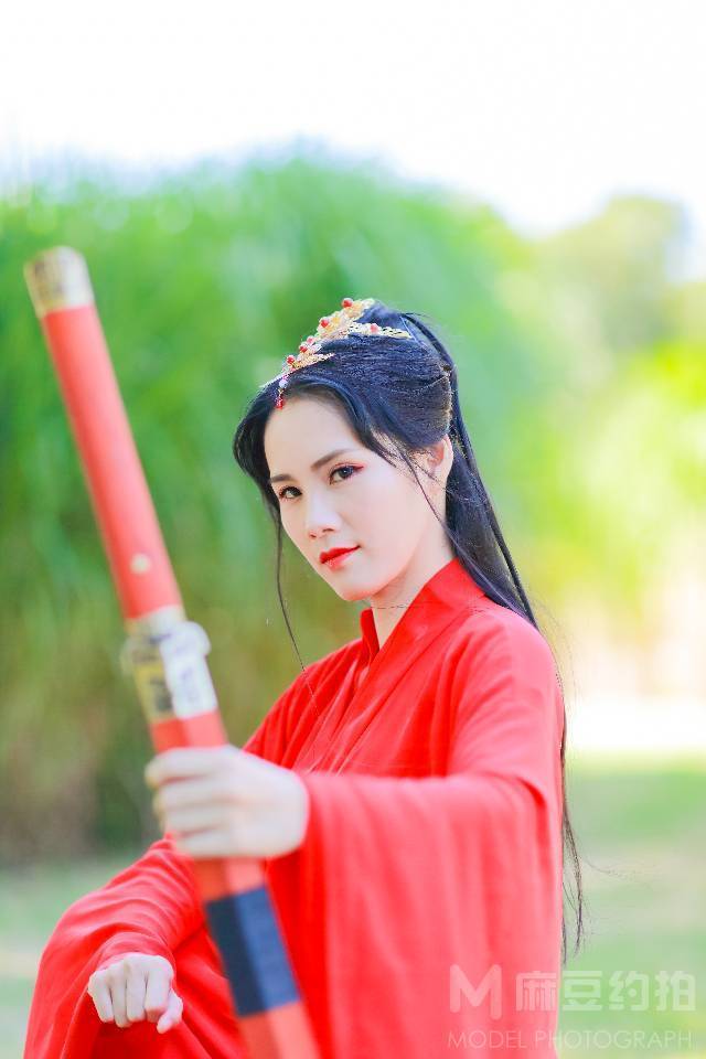 汉服模特