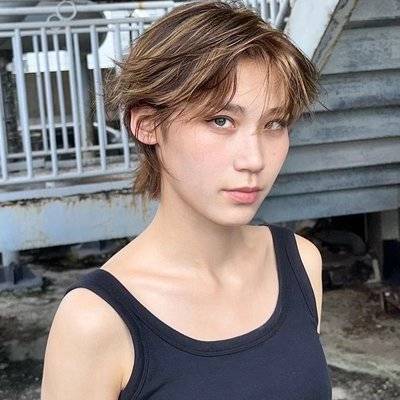 少女模特