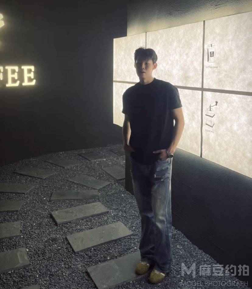 胶片模特