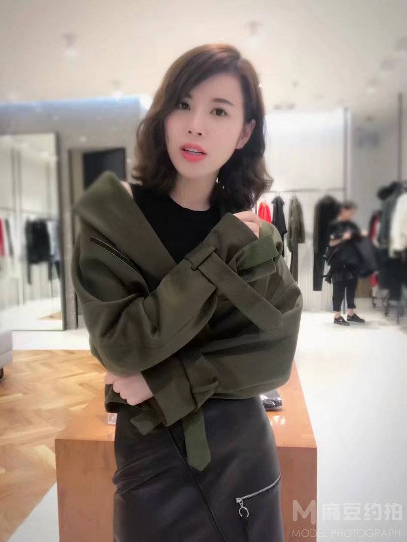 清新模特