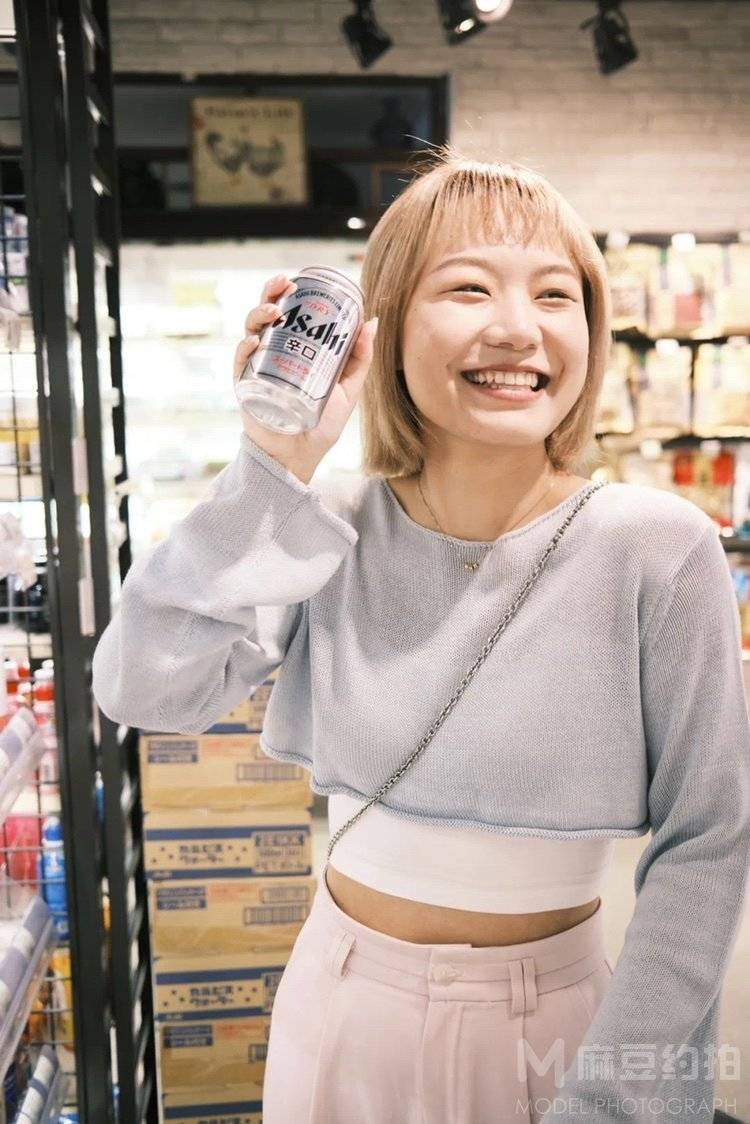 纪实模特