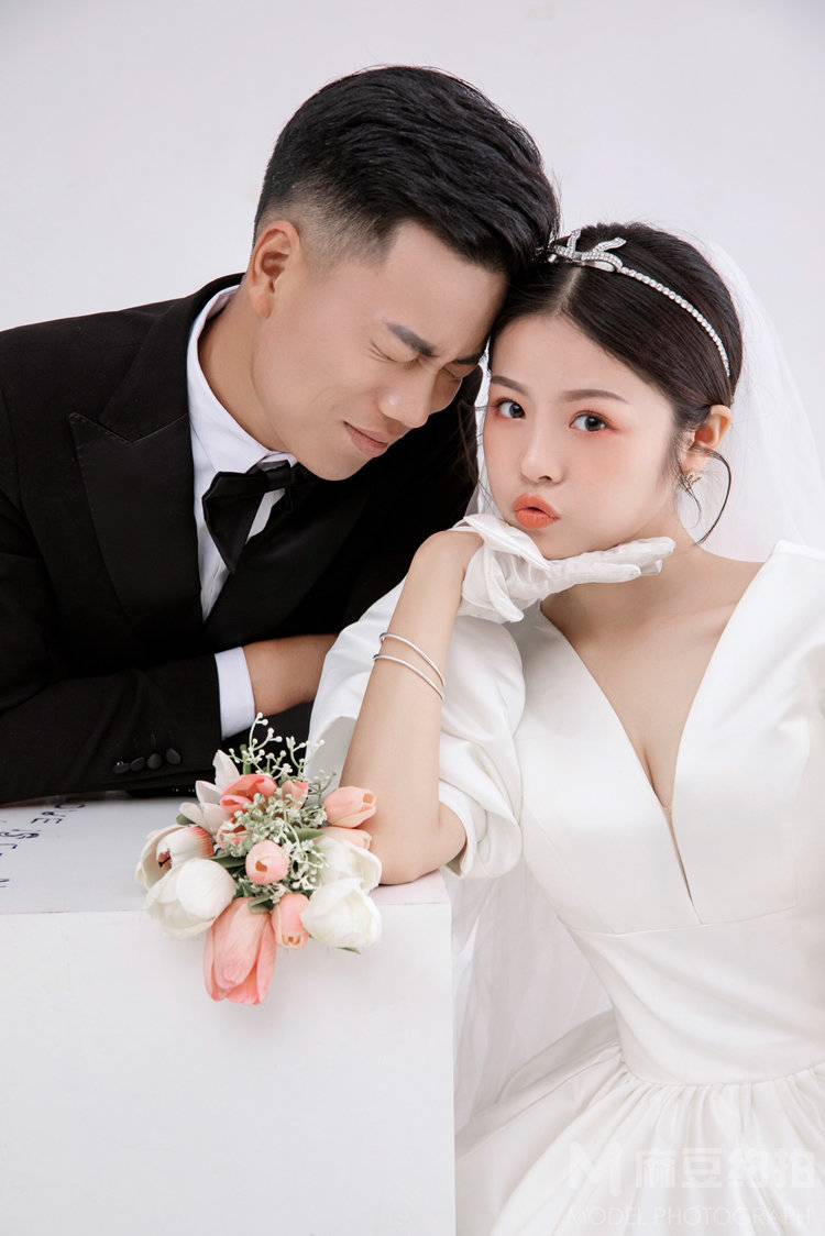 情侣模特