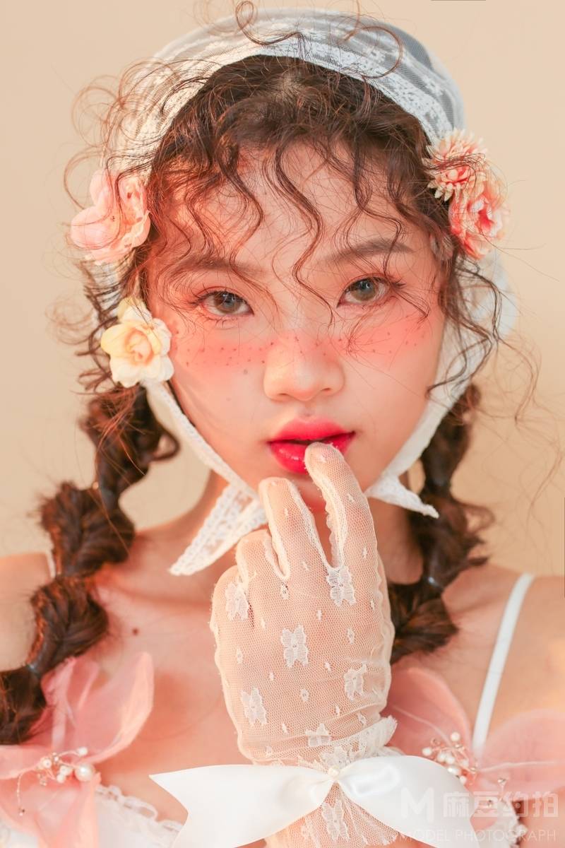 妆容模特