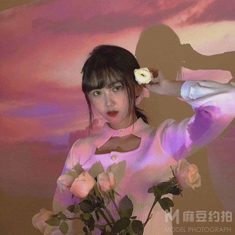 情绪模特