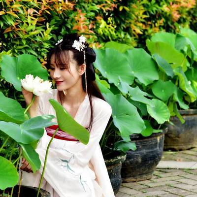 汉服模特