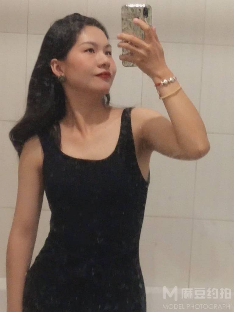 胶片模特
