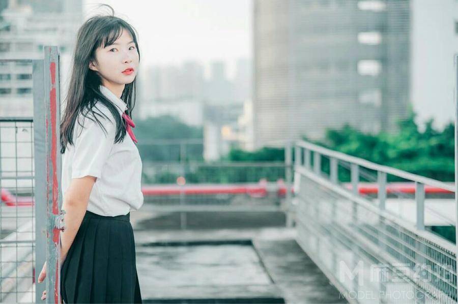 清新模特