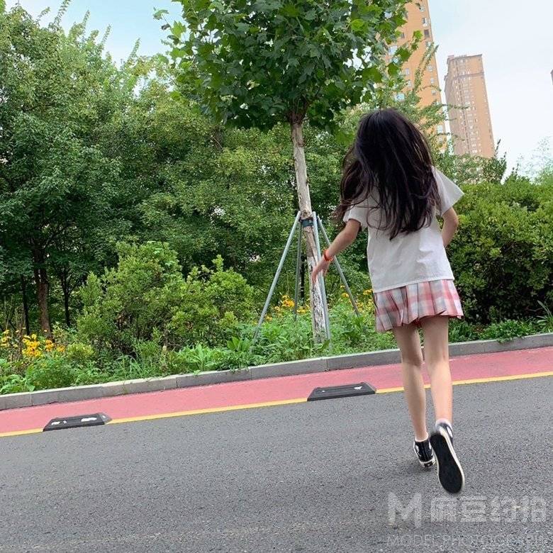 校园模特