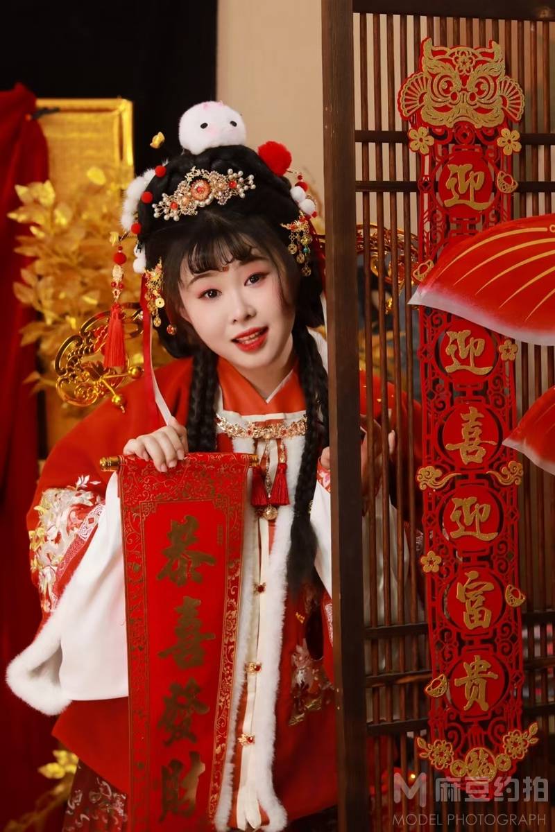 汉服模特