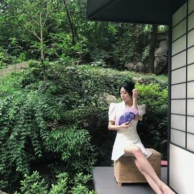 宝丽来模特