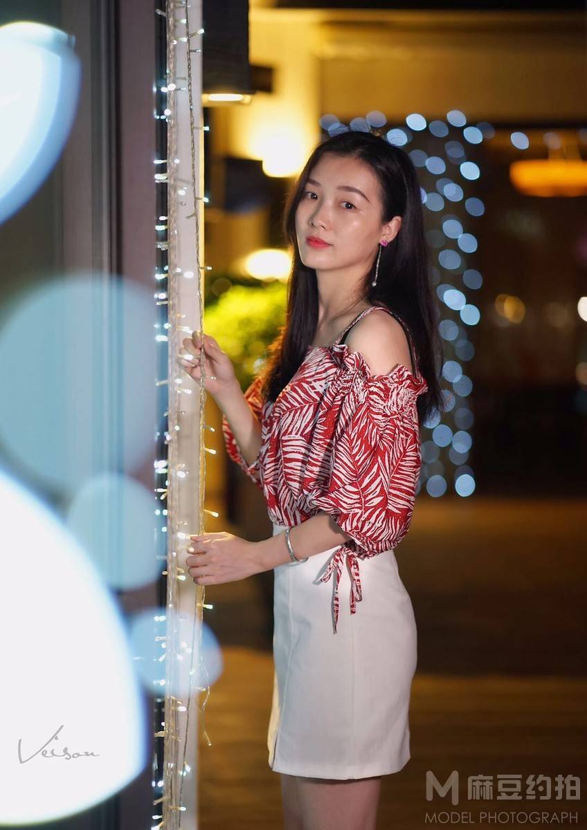 夜景模特