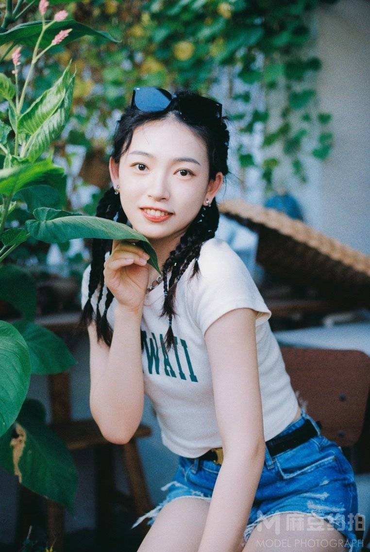 胶片模特