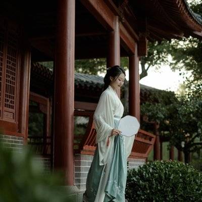汉服模特