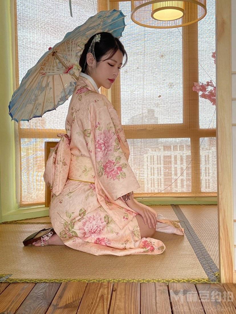 和服模特