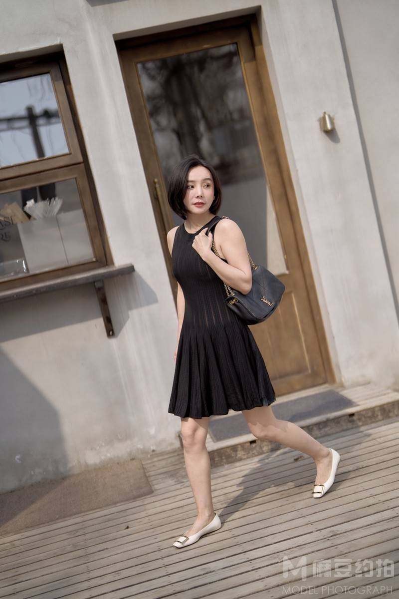 宝丽来模特