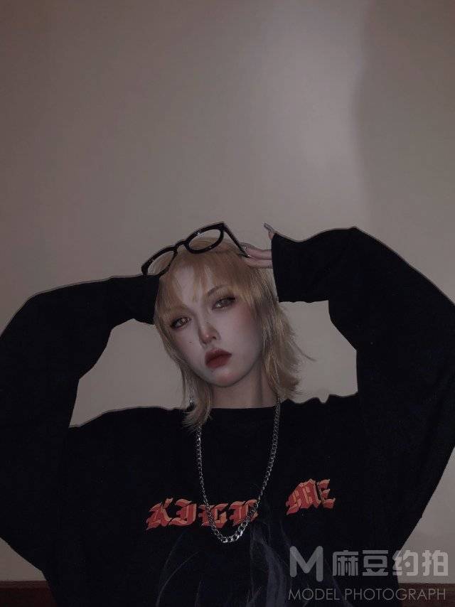 暗黑模特