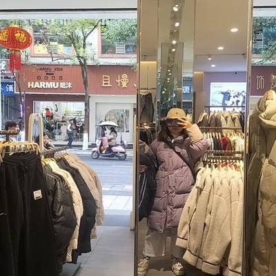 黑白模特