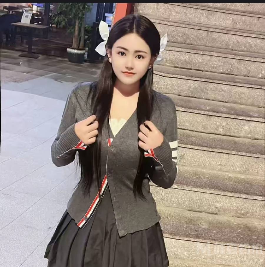 宝丽来模特
