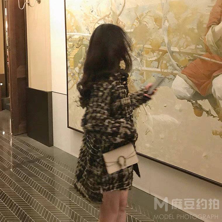 黑白模特