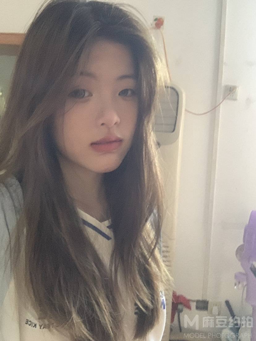 纪实模特
