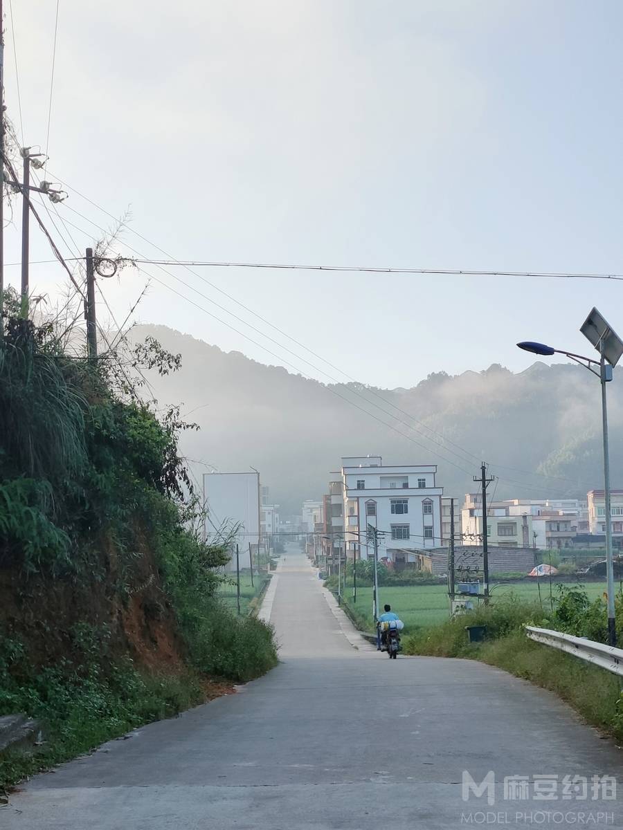 纪实模特