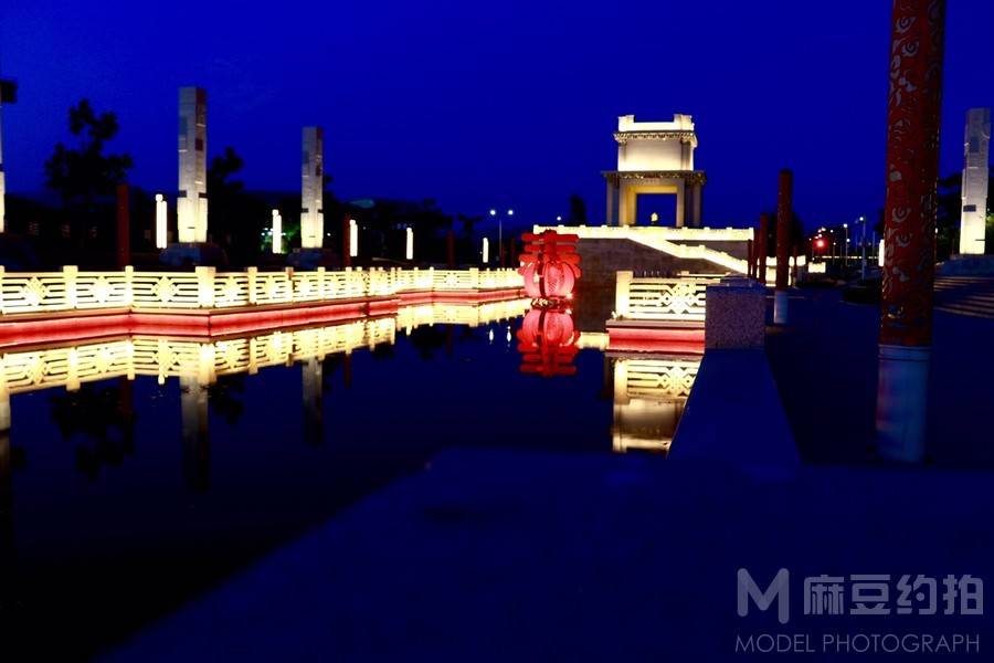 夜景模特