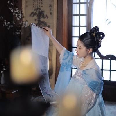 汉服模特