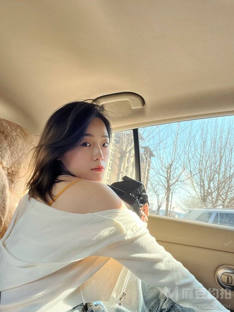 胶片模特