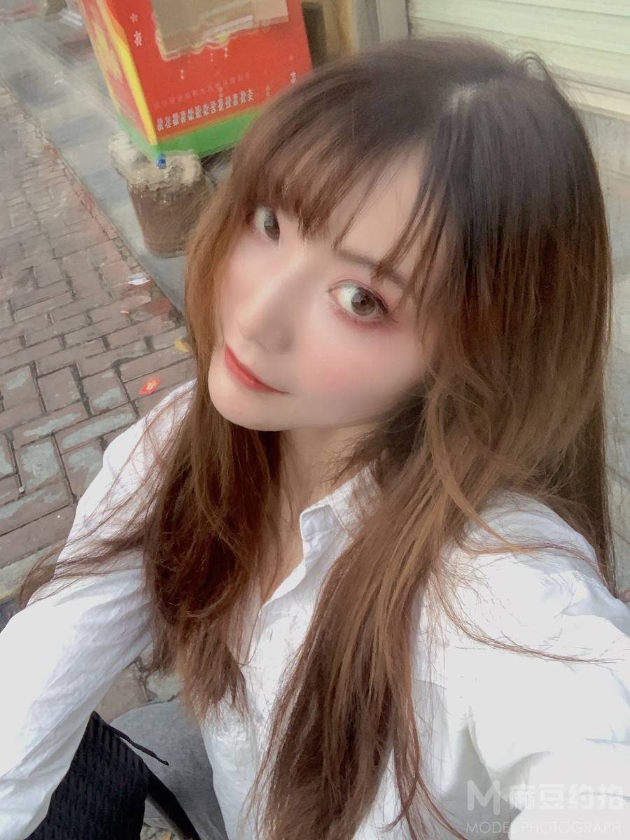 纪实模特