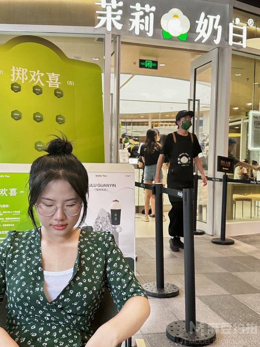 清新模特
