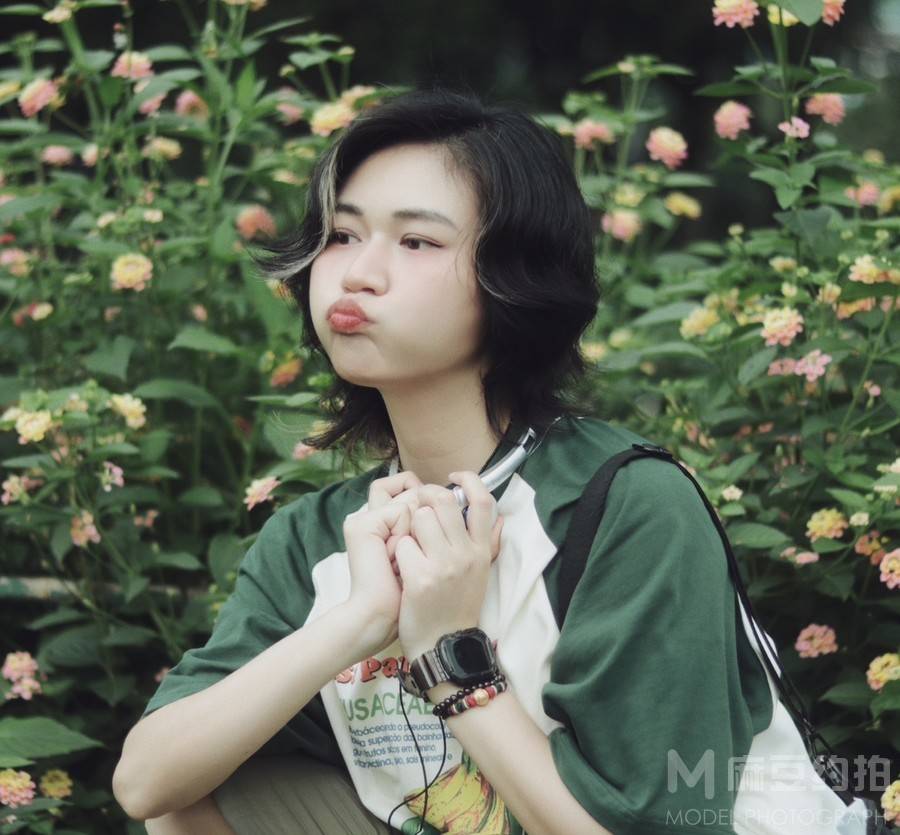 情绪模特