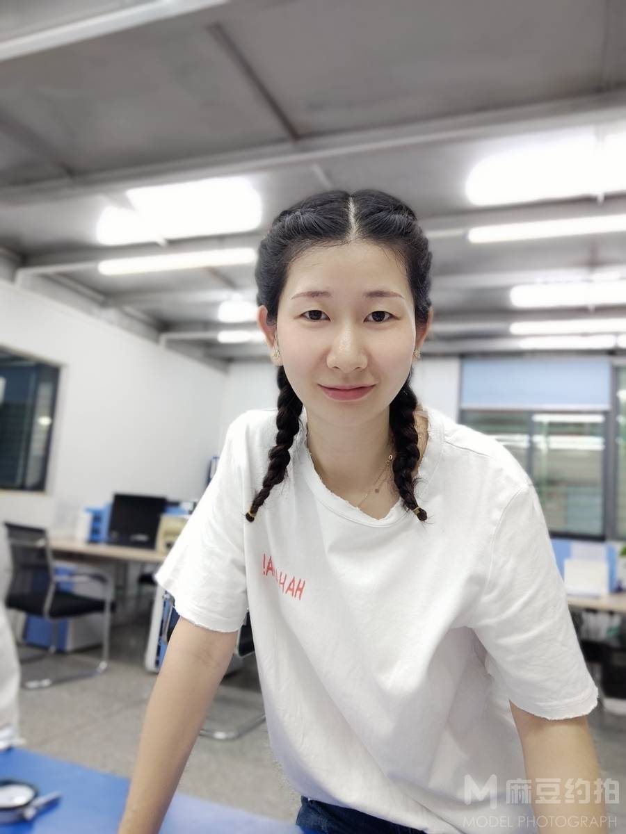 纪实模特