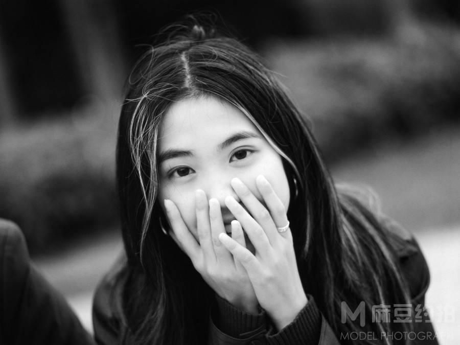 黑白模特