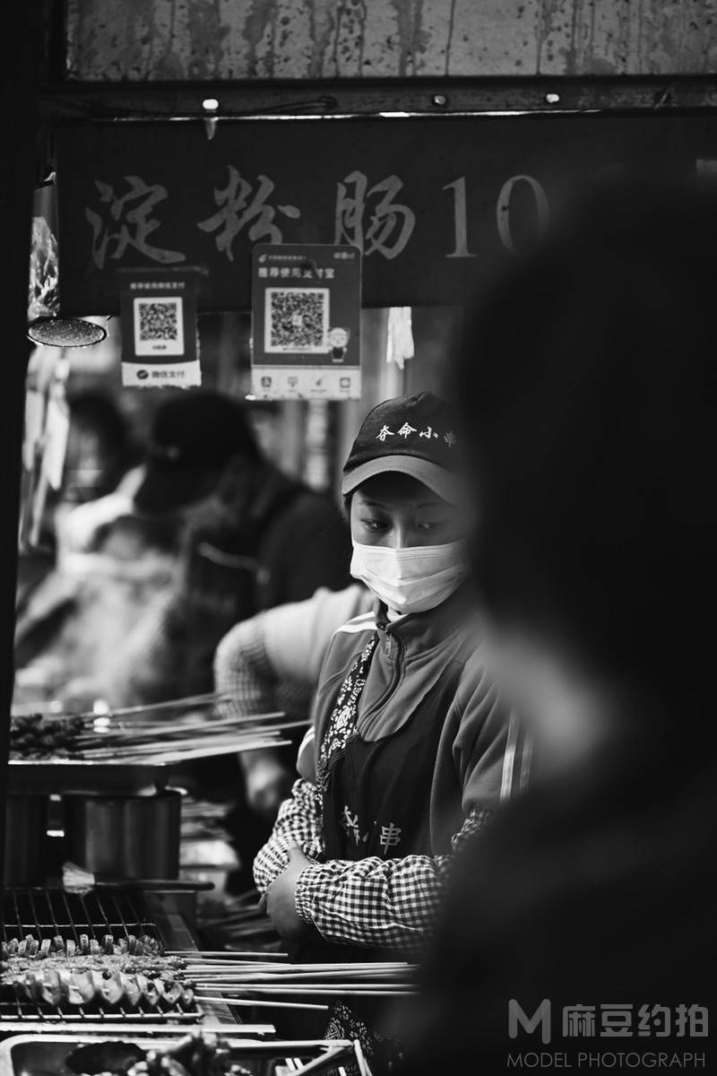 黑白模特