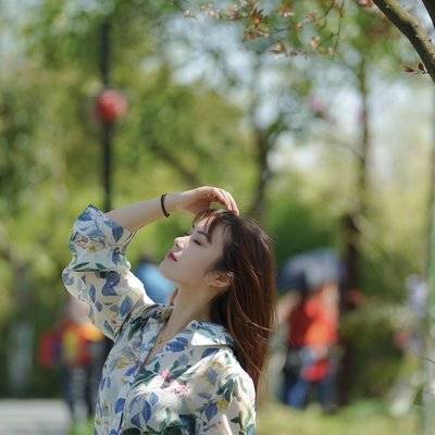 清新模特