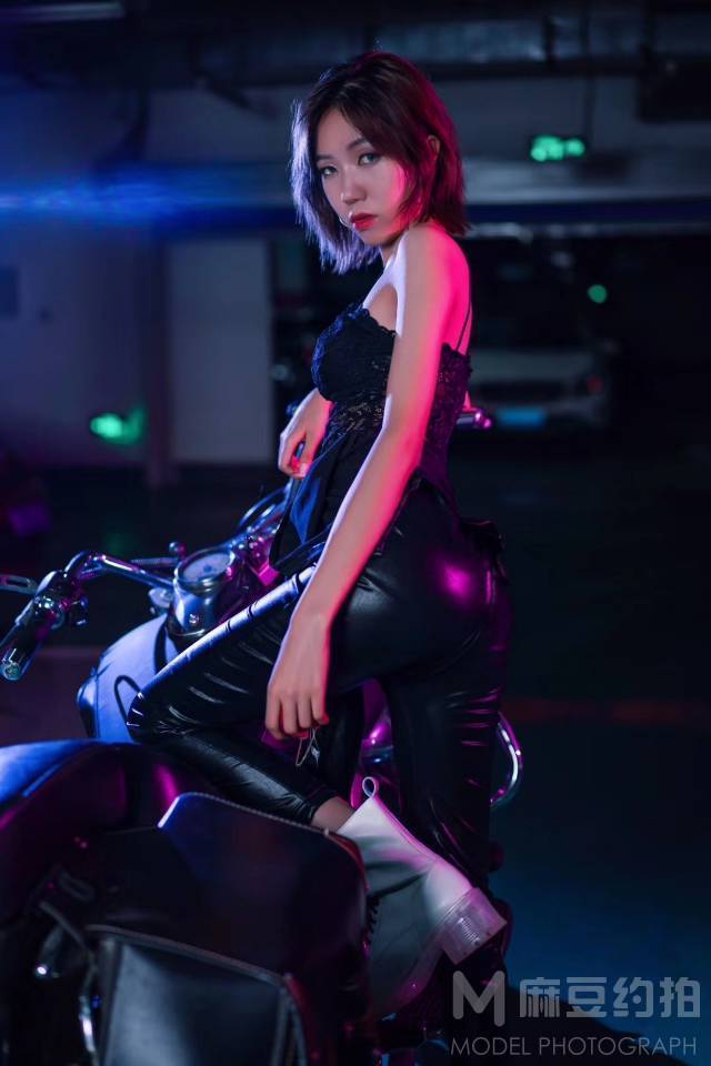 暗黑模特