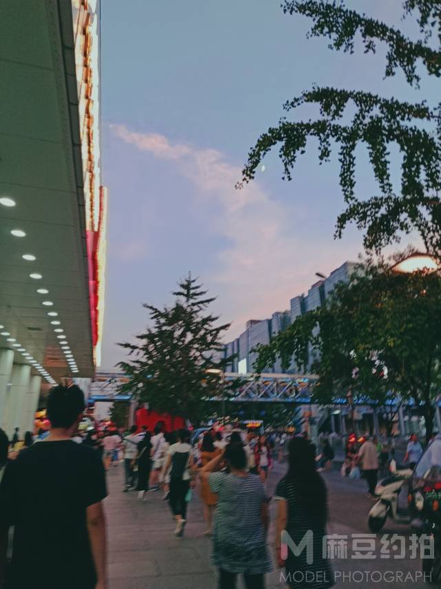 纪实模特