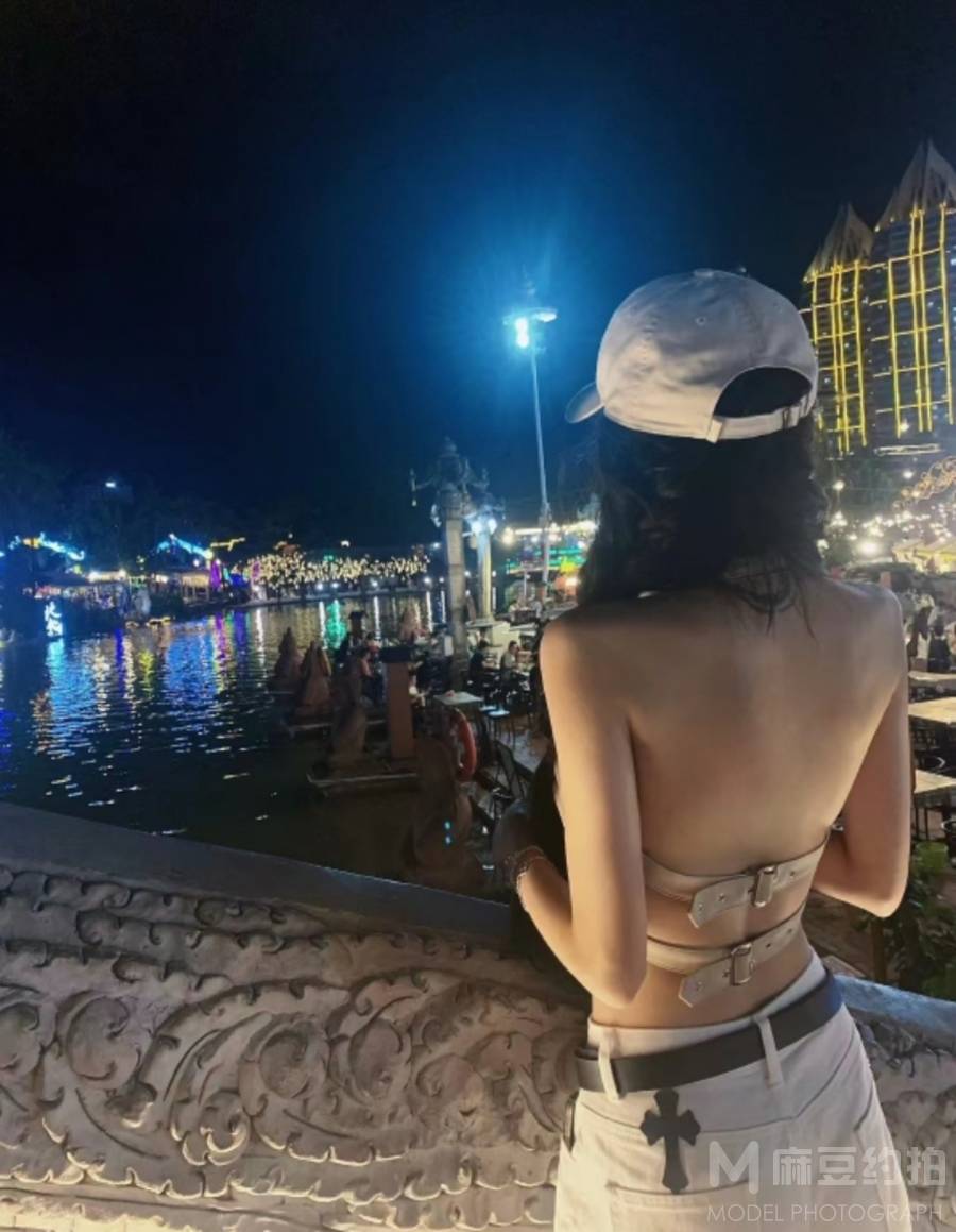 民国模特