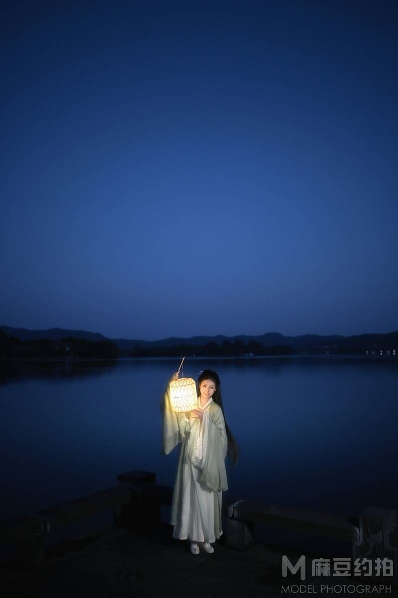 夜景模特