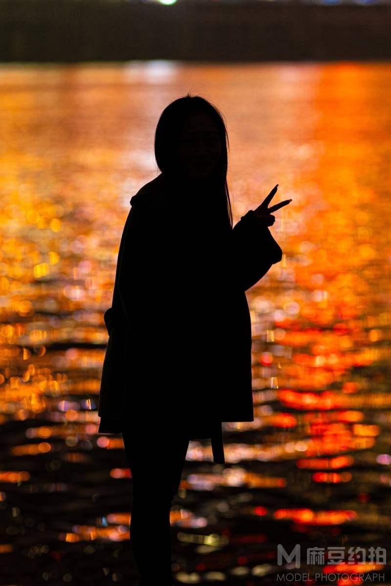 夜景模特
