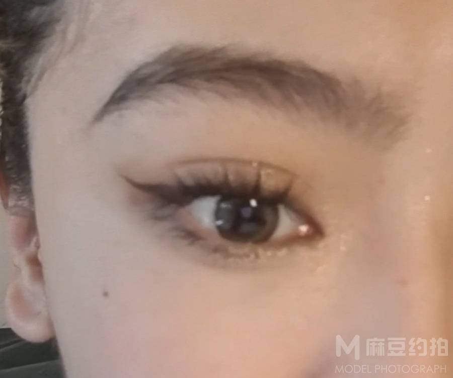 妆容模特