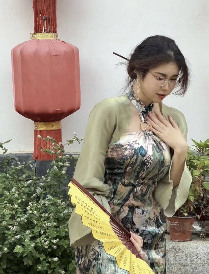 汉服模特