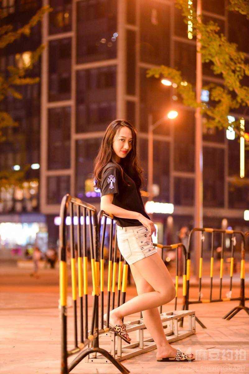 夜景模特