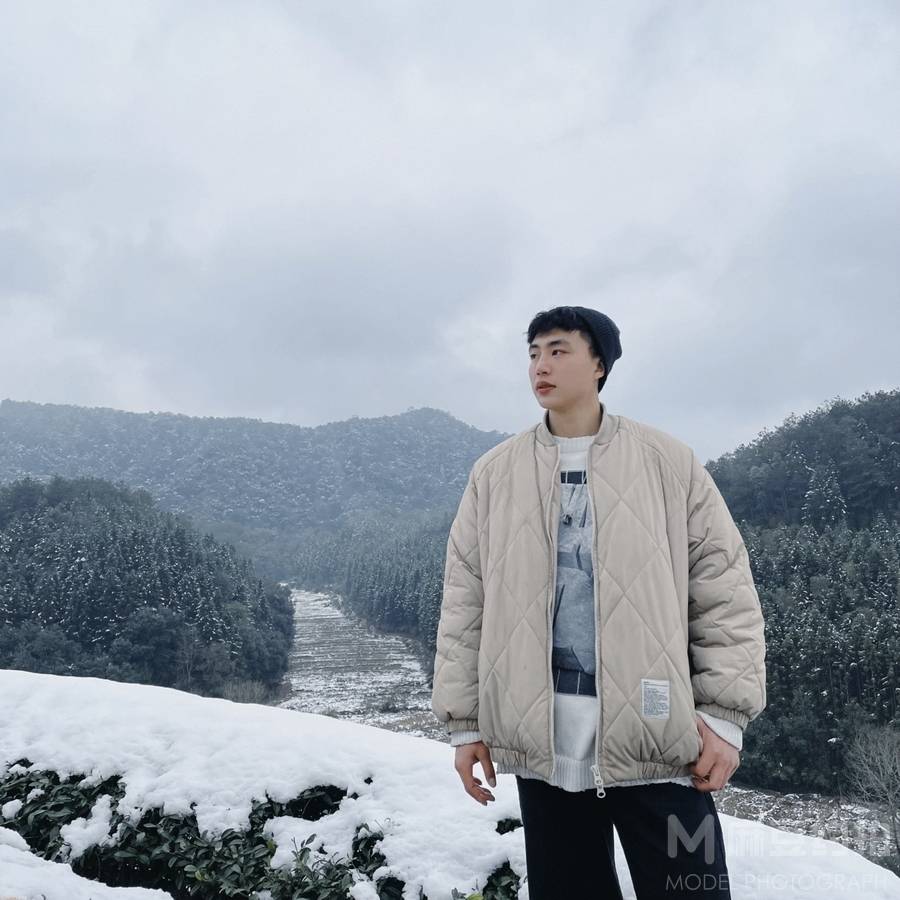 黑白模特