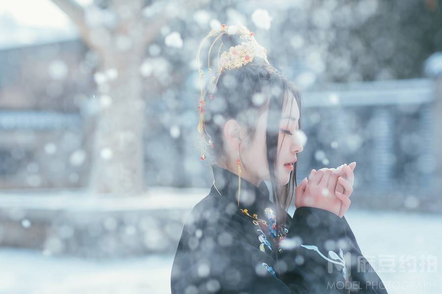 汉服模特