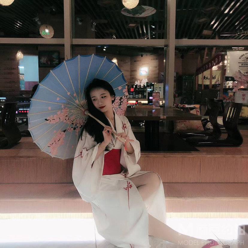 和服模特