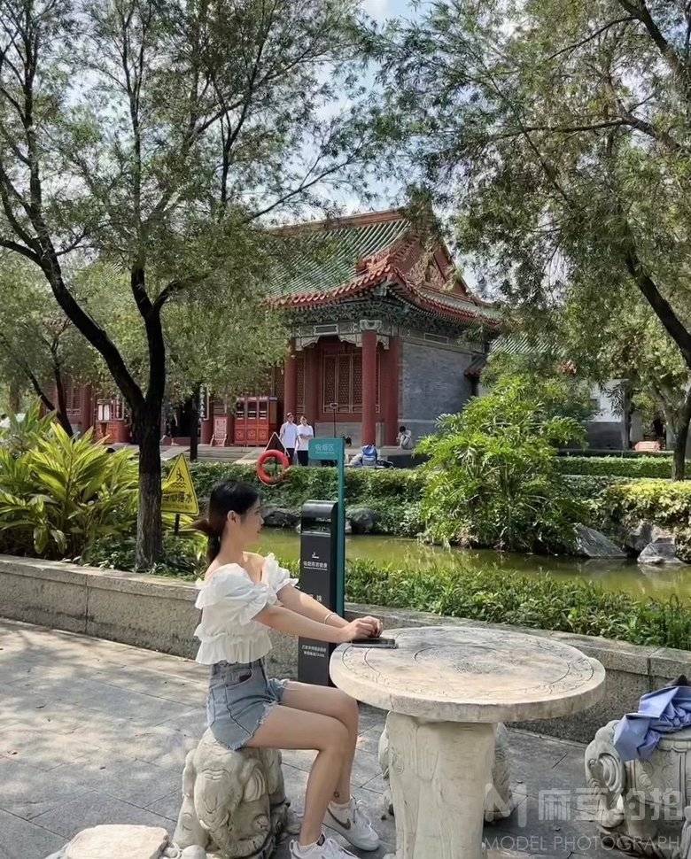 情侣模特