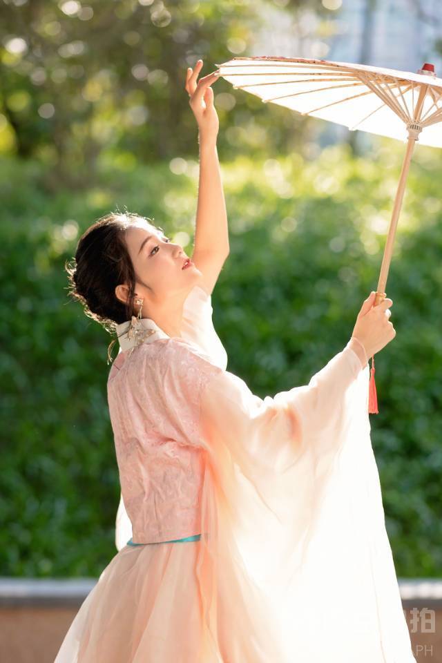 汉服模特